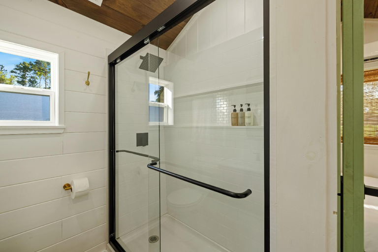 Bathroom 4, Vista Verde Farm Retreat, Columbia