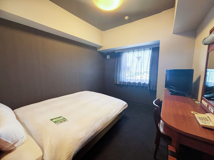 Bedroom 2, Hotel Route-Inn Suzuka, Suzuka