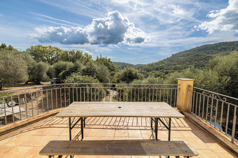 Outdoor dining 2, A/C House 4br/10p With Pool - 40 min From Cannes, Alpes-Maritimes