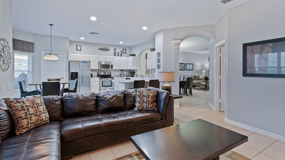 Living area 2, Windsor Hills Resort 6 Bedroom Pool+Spa Home 6 Home, Osceola
