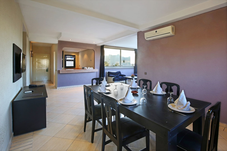 Others 5, Anezi Tower Hotel, Agadir-Ida ou Tanane