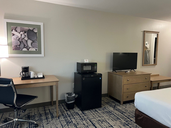 Bedroom 2, Riverside Hotel, Plaquemines
