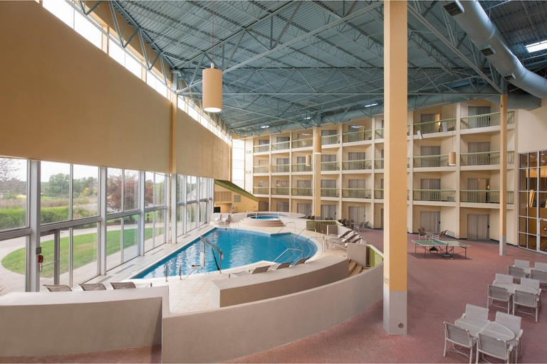 Sport & Beauty 2, DoubleTree by Hilton Holland, Ottawa