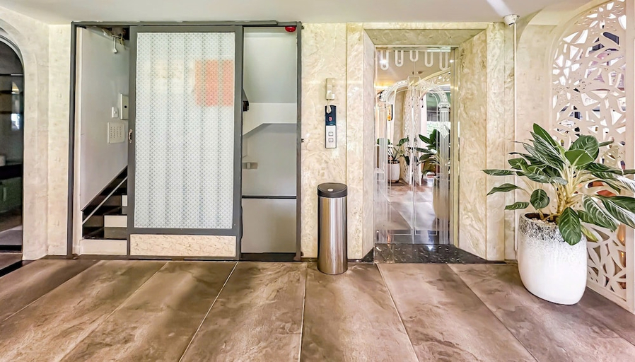 Public Area, Golden Sun Hotel Apartments, District 7