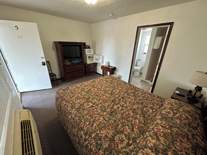Bedroom 3, Kanosh Motel, Millard