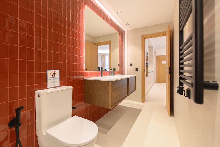 Room 4, M Scr7b2 Amplio Piso Exterior de un Dormitorio e, Madrid