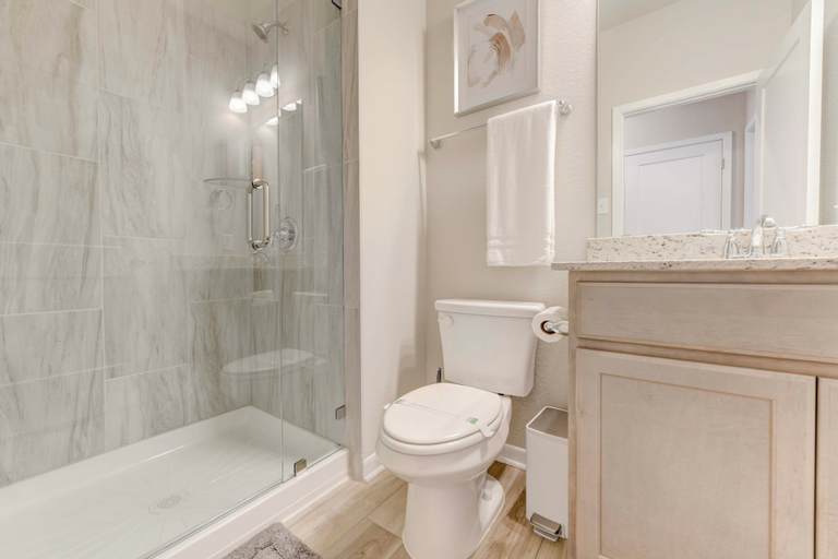 Bathroom 2, Charming Troy Escape Comfort Near Waco, Bell