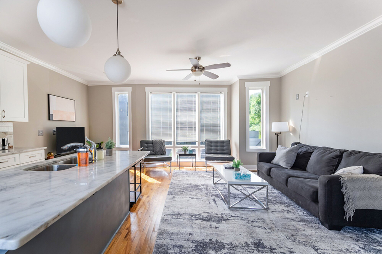 Room 5, 10 Min to DT - Rooftop Garage W D, Davidson