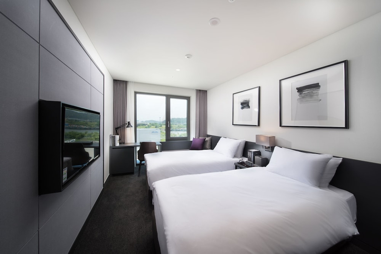 bedroom 17