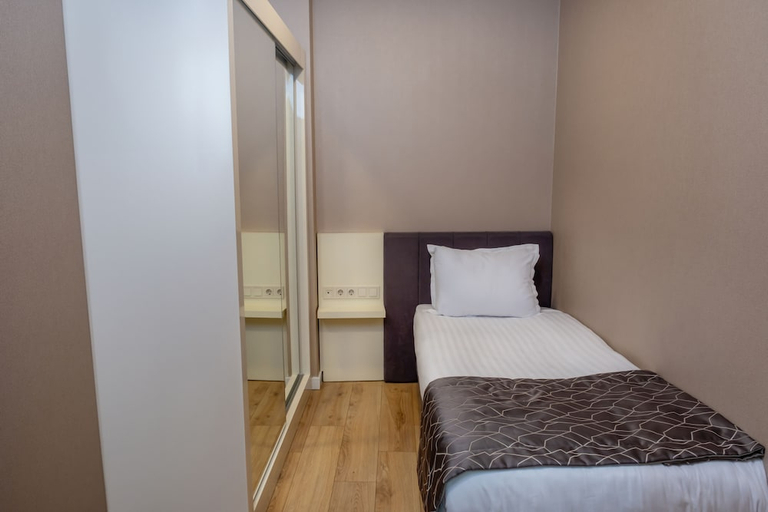 Bedroom 4, Elm Suite Hotel, Şişli