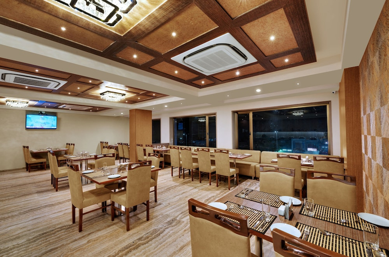 Food & Drinks 5, Anaya Beacon Hotel, Jamnagar, Jamnagar