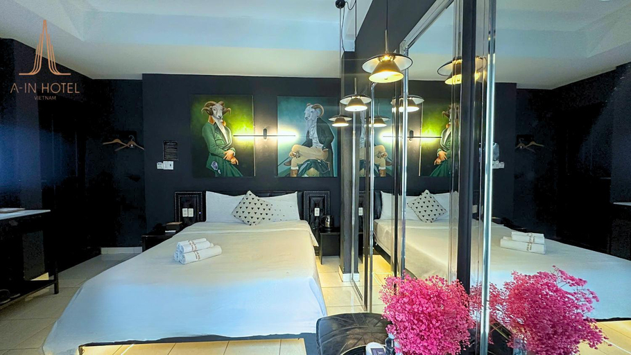 Bedroom 2, A In Hotel Glamour, District 2