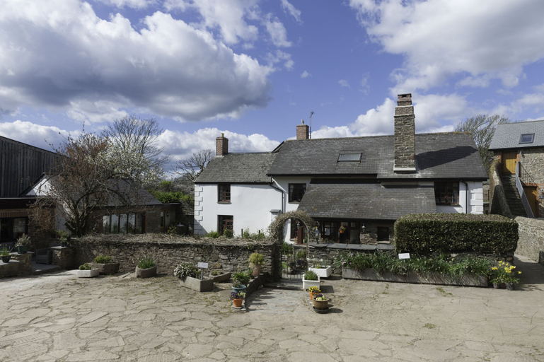 Exterior & Views 2, Burton Farmhouse, Devon