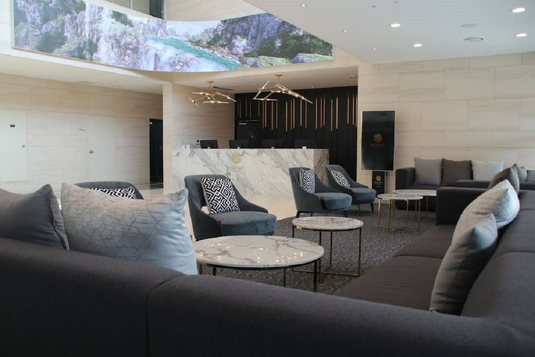 Public Area, Airsky Hotel, Jung