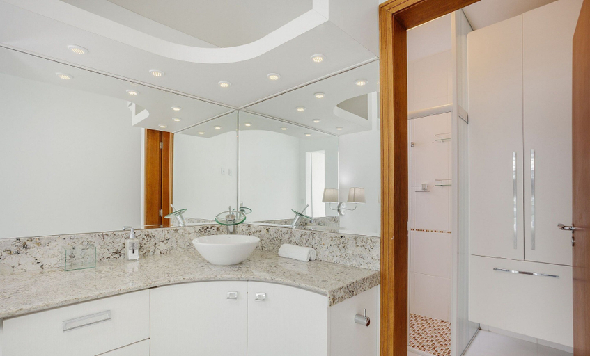 Bathroom 3, Apt one Block sea 260m Praia dos Ingleses Rie0315, Florianopolis