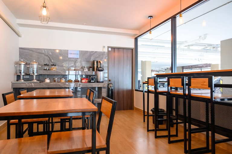 Food & Drinks, Donmueang Place Hotel, Don Muang