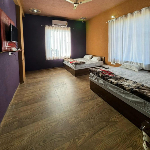 Bedroom 4, Hotel Raghukul, Sikar