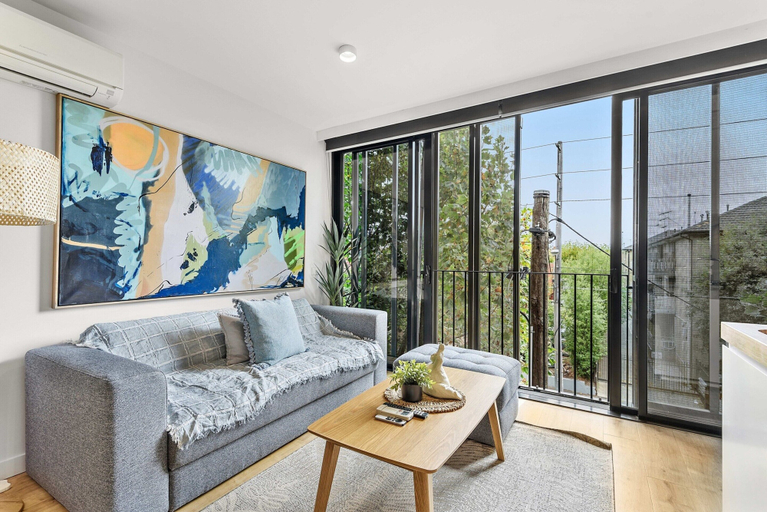 Living room, Contemporary 1-bed in the Heart of St Kilda, Melbourne