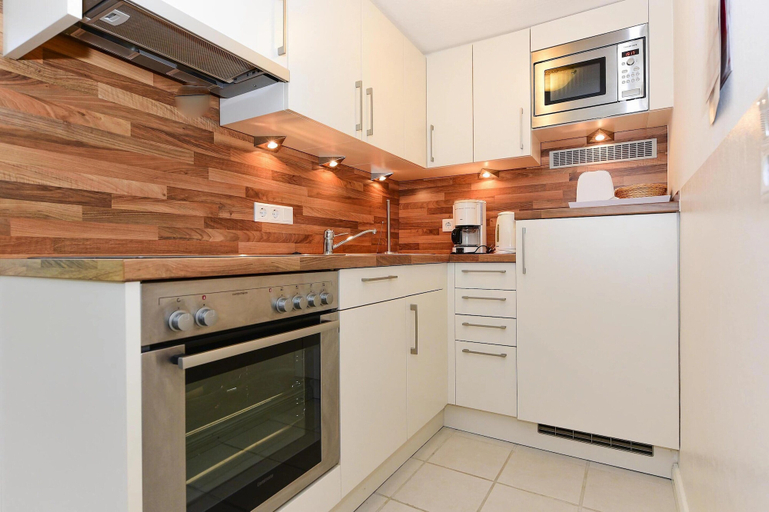 Private kitchen, Ferienwohnung in Wyk-boldixum auf Foehr, Nordfriesland