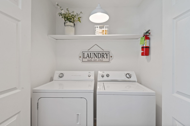Bathroom 3, Foothills Walk-in - On-site Amenities, Taney