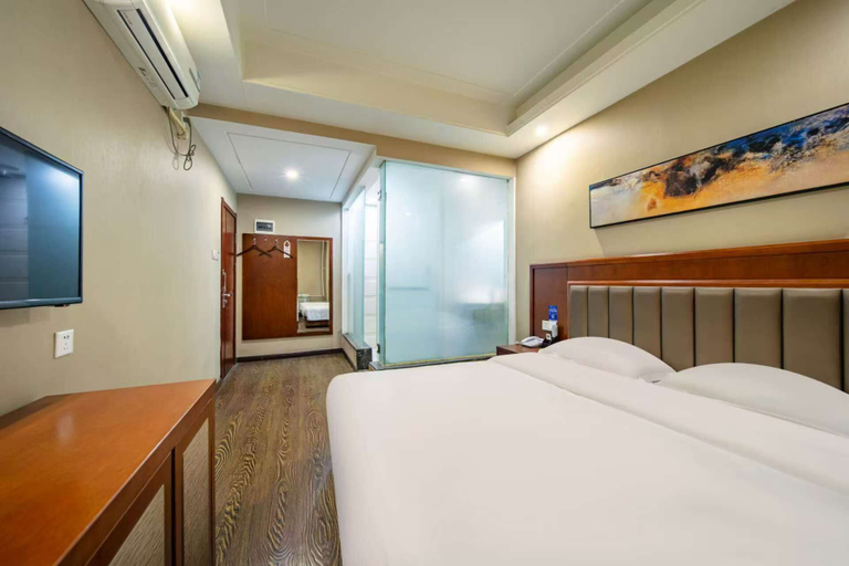 Bedroom 4, Huaxi Hotel, Harbin