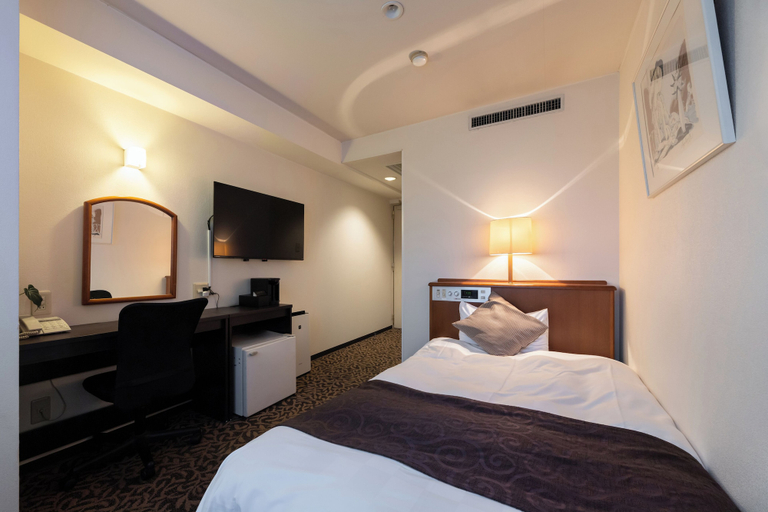 Bedroom 3, Hotel Sekumiya, Obama