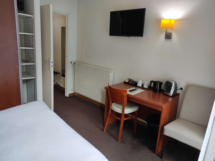Bedroom 3, Hôtel La Rivière, Aveyron