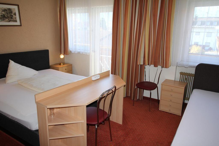 Bedroom 3, Gotznerhof - Self-Check-in, Innsbruck Land