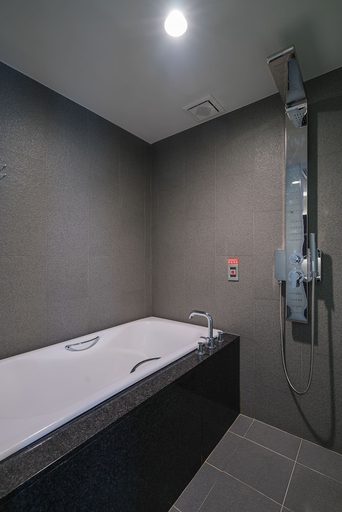 Bathroom 5, WESTGATE Hotel, Taipei City