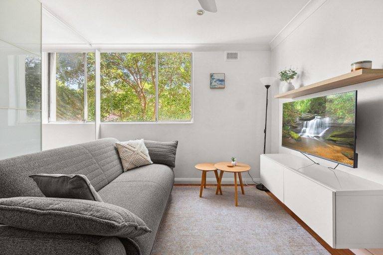 Living area, Stylish Studio in the Heart of Vibrant Surry Hills, Sydney