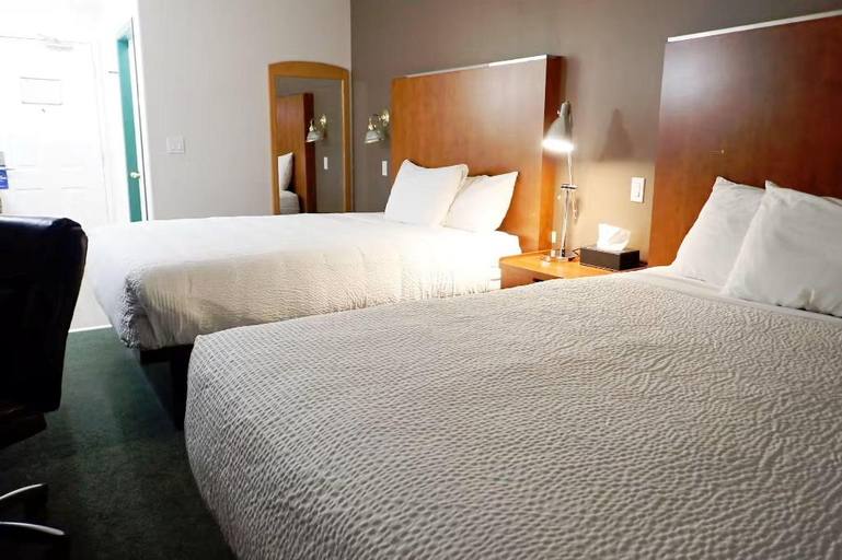 Bedroom 3, Days Inn by Wyndham Valemount, Fraser-Fort George