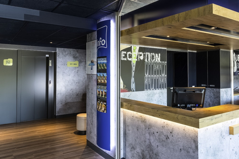 Public Area, ibis budget Lyon Gerland, Rhône