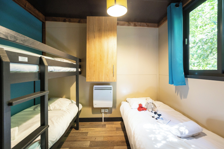 Bedroom 4, Huttopia Calvados, Calvados