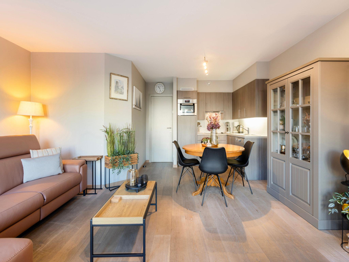 Others 3, Apartment in Blankenberge with Marina View, West-Vlaanderen