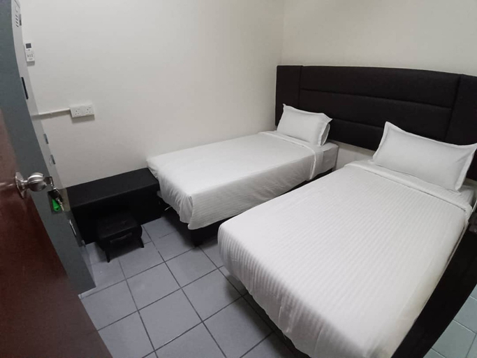 Bedroom 5, Sun Hotel, Penang Island