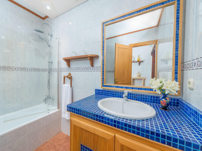 4, Els Pins - Villa With Private Pool In Crestatx, Baleares