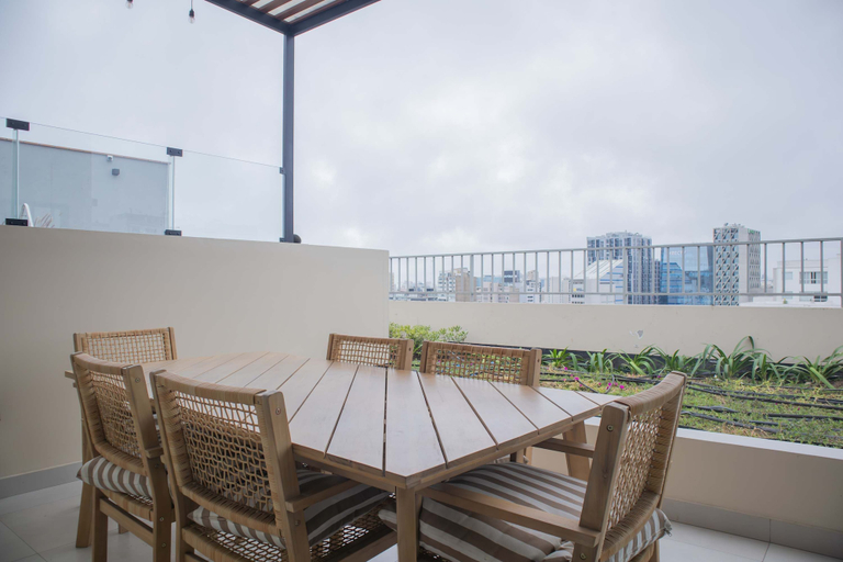 Room 3, w Cozy 1BR w Balcony Near Kennedy Park, Lima