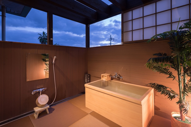 Bathroom 4, Chikugogawa Onsen Kiyonoya, Asakura