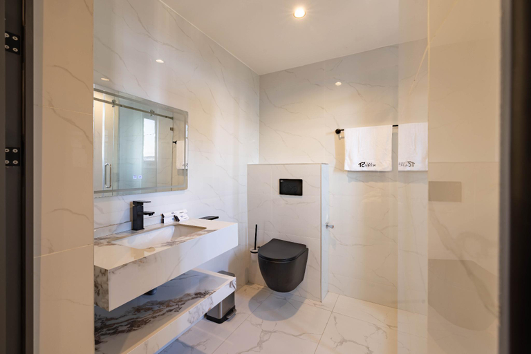 Bathroom 3, THE CABYN BOUTIQUE HOTEL, Ga East