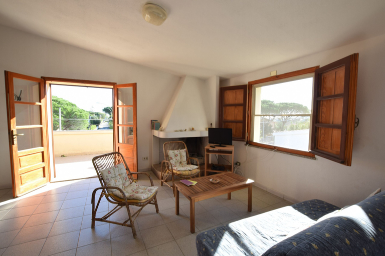 Room 4, Fsg-pint01sp House BY THE SEA, Nuoro