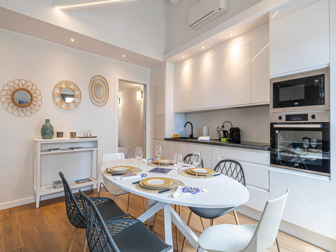4, Charming apartment with AC- 2BD/4P - Near the Sea, Alpes-Maritimes