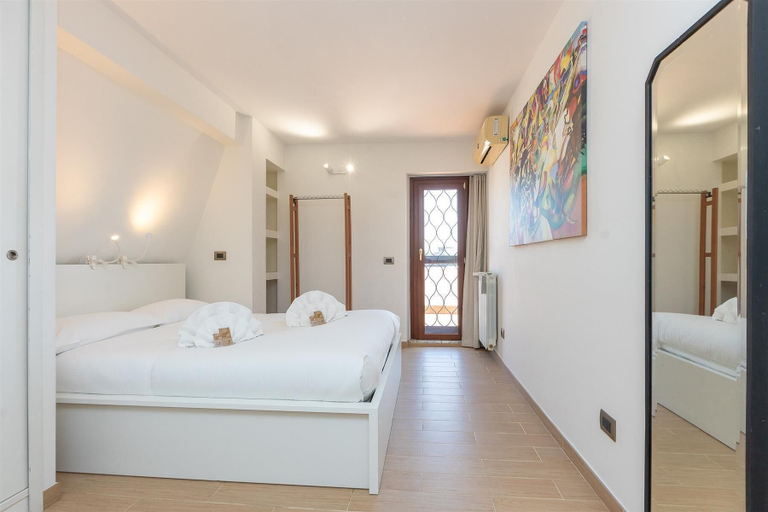 Room 5, Rental in Rome San Pancrazio Penthouse, Roma