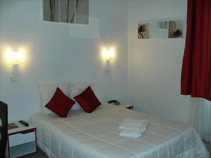 Bedroom 5, Hôtel Pédussaut, Haute-Garonne