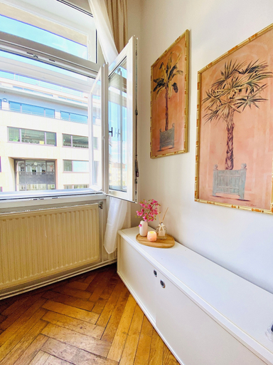 Room 5, Cozy 2BR Apartment Near Westbahnhof, Wien