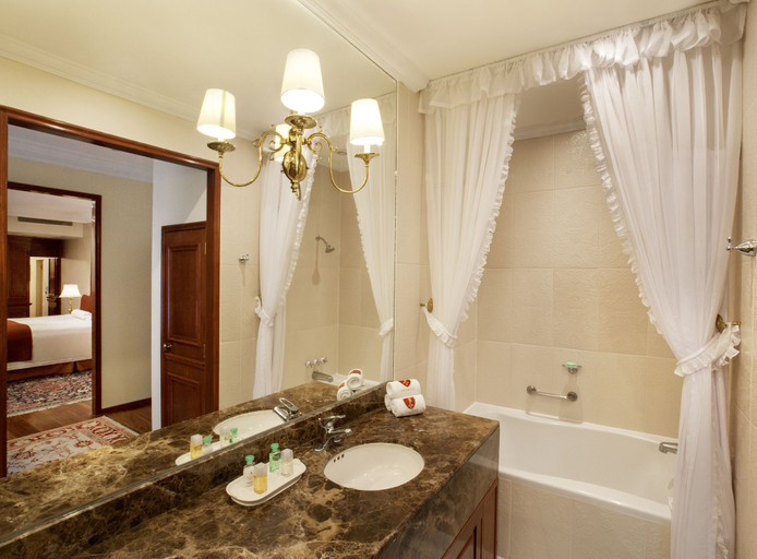 Bathroom 2, Hotel Geneve Mexico City, Mexico City