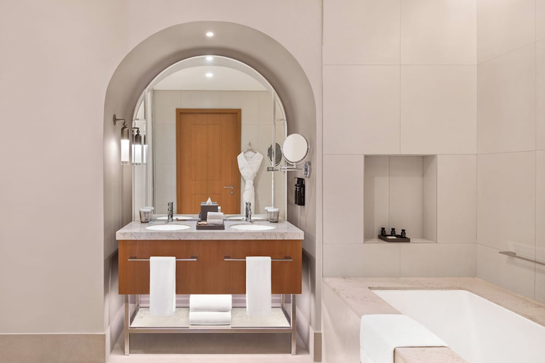 Bathroom 4, Vida Creek Beach Hotel, Dubai
