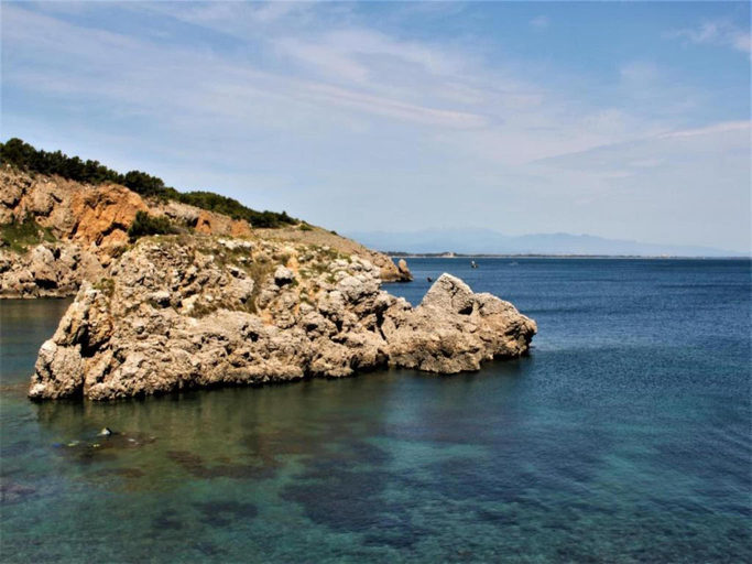 3, La Escala Apartment Near Beach for 3, Girona