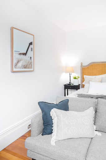 Living room, Quiet Glebe Studio Near Parks & Cafes, Sydney