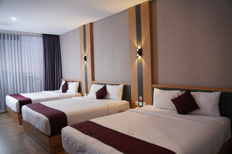 bedroom 12