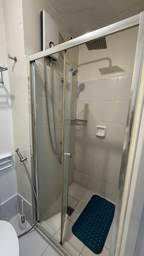 Bathroom 5, Condo Studio Luxe at Princeton Residences, Quezon City